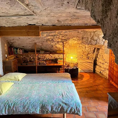 Maison Charmante A Avec Piscine Partagee. * Valleraugue