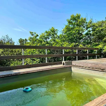 Maison Charmante A Avec Piscine Partagee. *