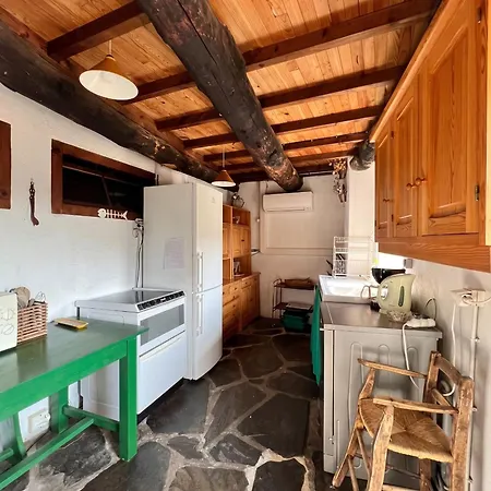 Villa Maison Charmante A Avec Piscine Partagee. *