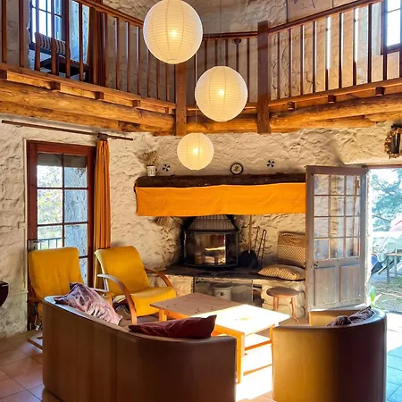 Maison Charmante A Avec Piscine Partagee. * Valleraugue