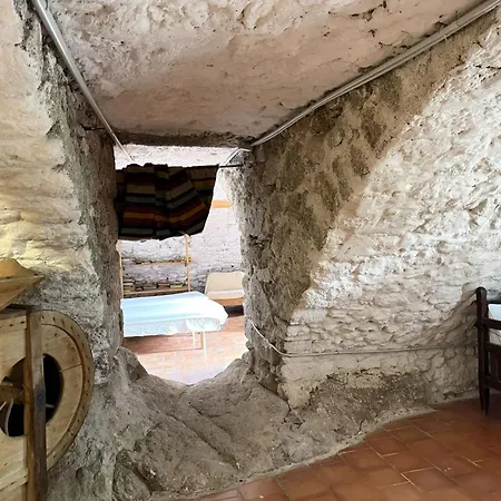 Maison Charmante à Avec Piscine Partagée. Valleraugue
